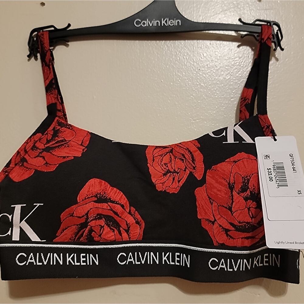 Womens XS Calvin Klein Black Roses Bra